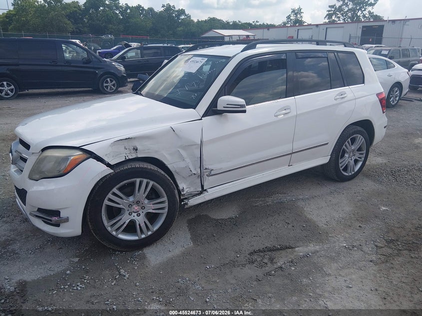 2015 MERCEDES-BENZ GLK 350 auction photo 2