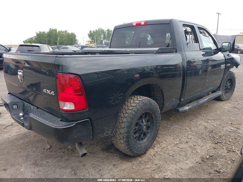 Vin: 1c6rr7ft5js351619, lot: 46022936, ram 1500 express  4x4 6'4 box 20184