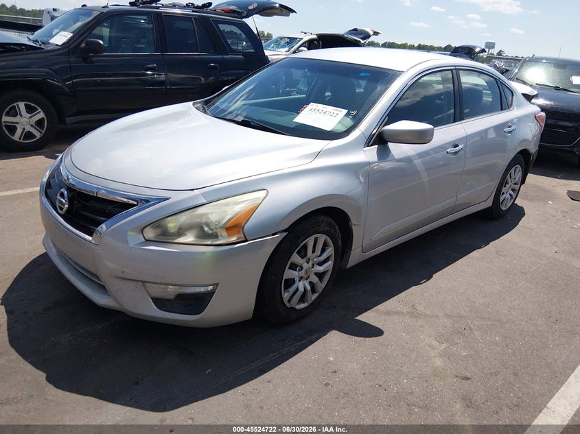 2015 Nissan Altima, Правый зад, IAAI, VIN 1N4AL3AP5FC281928 — фото 2