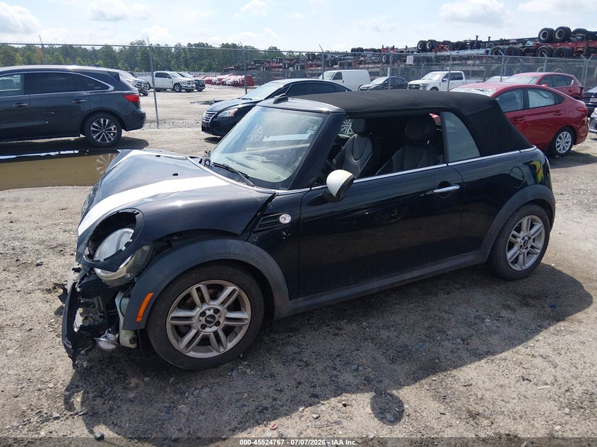 2014 MINI CONVERTIBLE auction photo 2