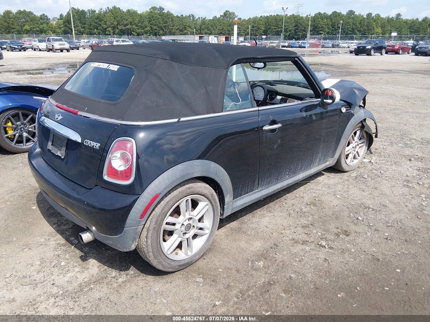 2014 MINI CONVERTIBLE auction photo 4