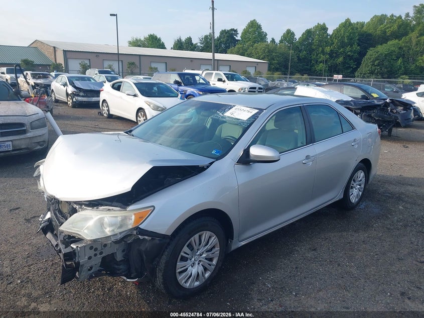 2013 TOYOTA CAMRY auction photo 2