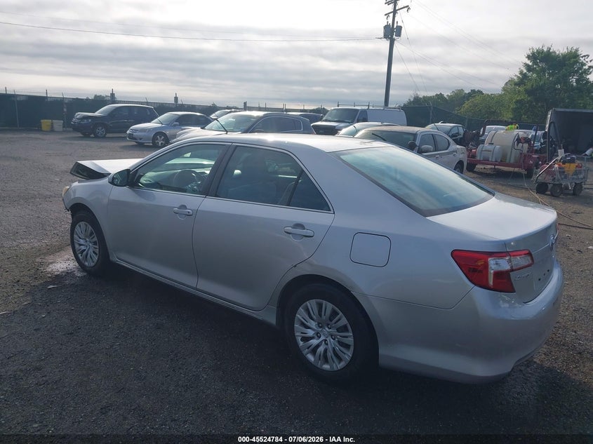 2013 TOYOTA CAMRY auction photo 3
