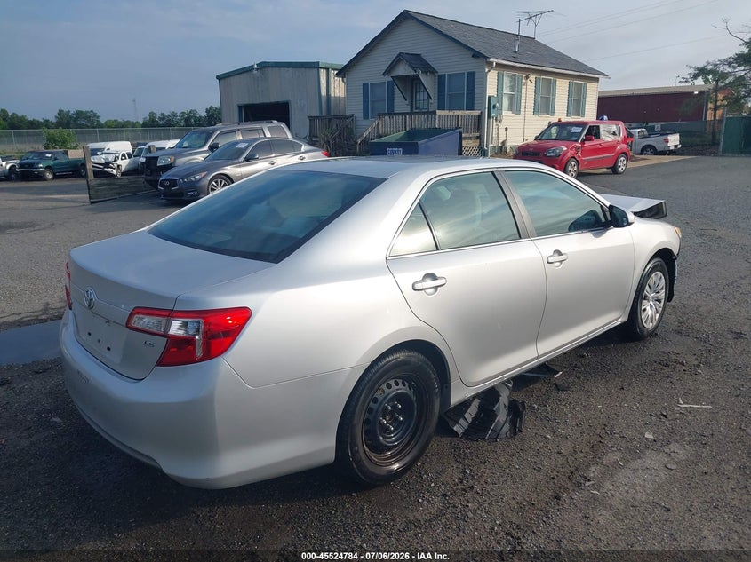 2013 TOYOTA CAMRY auction photo 4