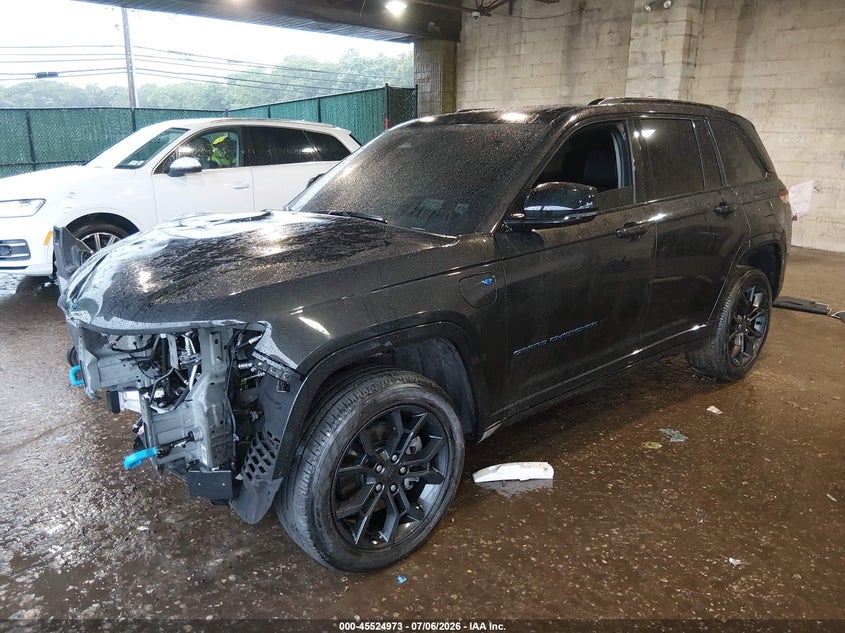 2023 JEEP GRAND CHEROKEE 4XE auction photo 2