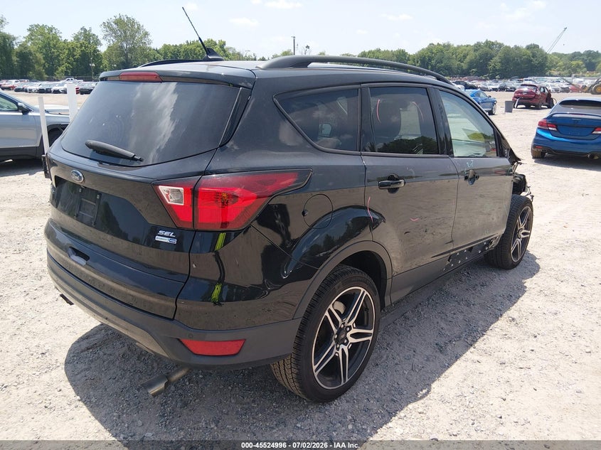 2019 FORD ESCAPE auction photo 4