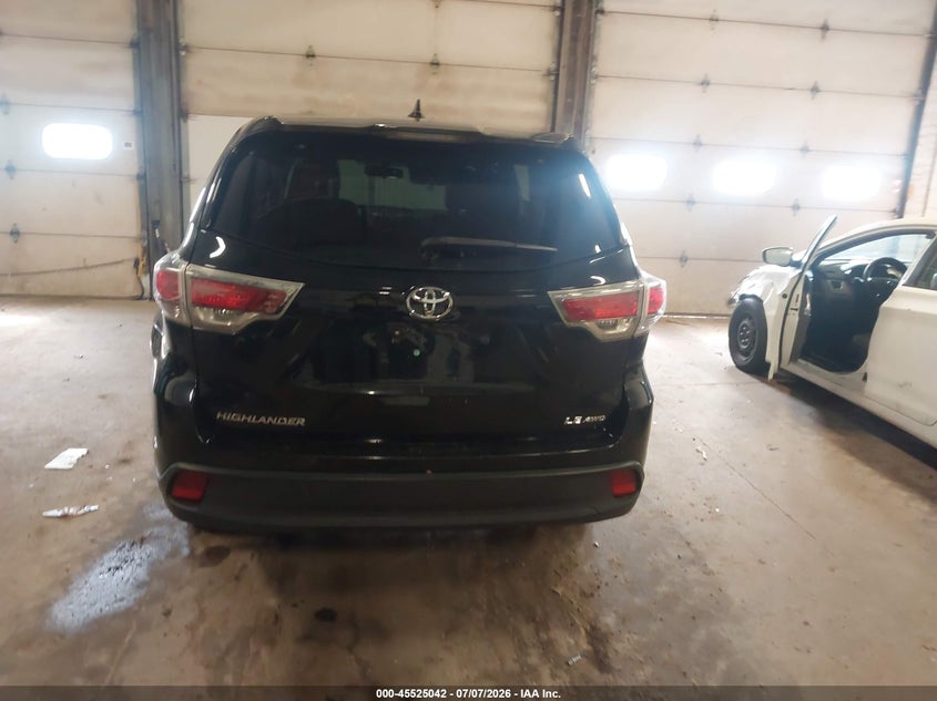 TOYOTA HIGHLANDER - zdjęcie 16
