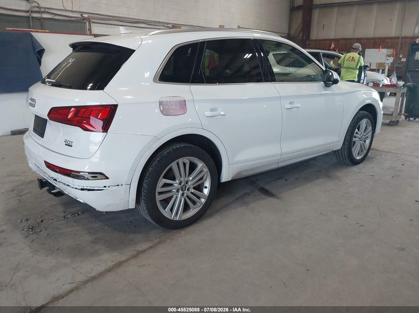 Vin: wa1cnafyxj2136329, lot: 46023332, audi q5 2.0t premium/2.0t tech premium 20184