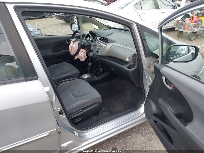 2013 HONDA FIT auction photo 5