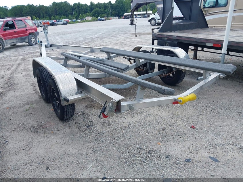 2022 MAGIC TILT BOAT TRAILER OTHER auction photo 3