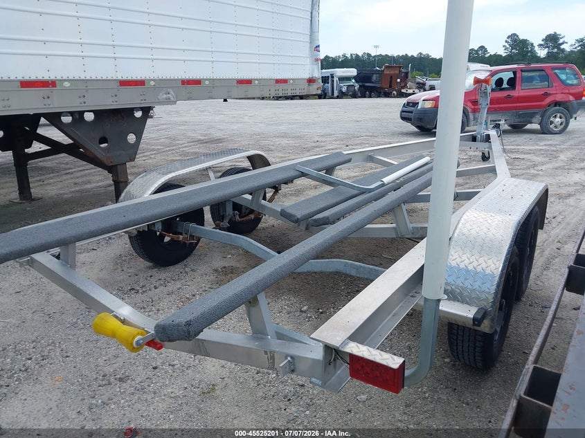 2022 MAGIC TILT BOAT TRAILER OTHER auction photo 4