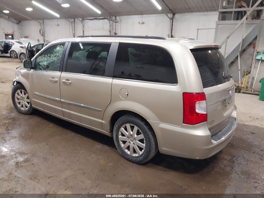 2012 CHRYSLER TOWN & COUNTRY auction photo 3