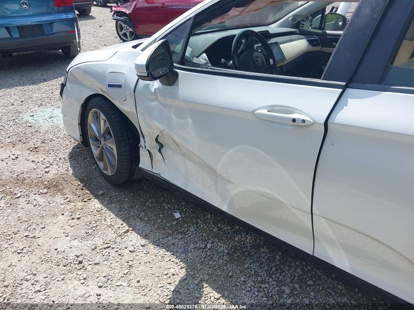 2018 Honda Clarity Plug-In Hybrid Touring VIN: JHMZC5F33JC020819 Lot: 45525378