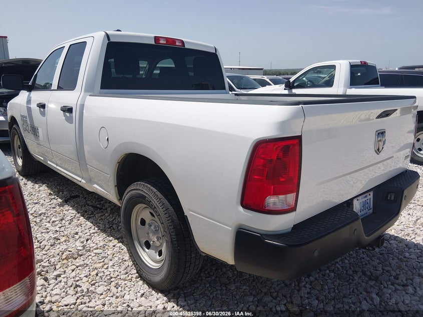 2017 RAM 1500 auction photo 3