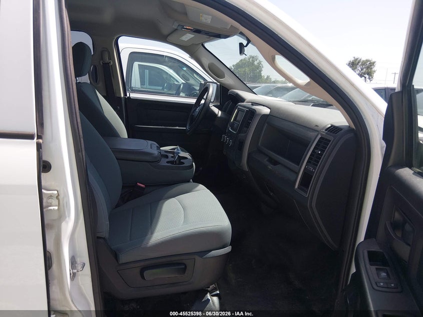 2017 RAM 1500 auction photo 5