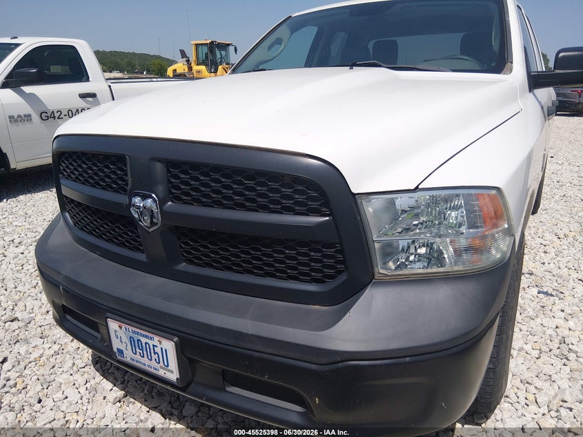2017 RAM 1500 auction photo 6