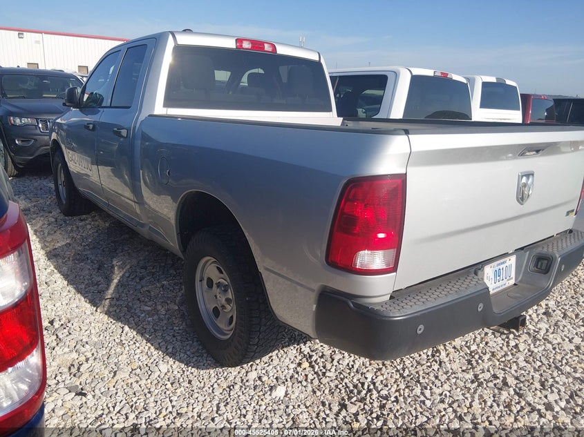 2017 RAM 1500 auction photo 3