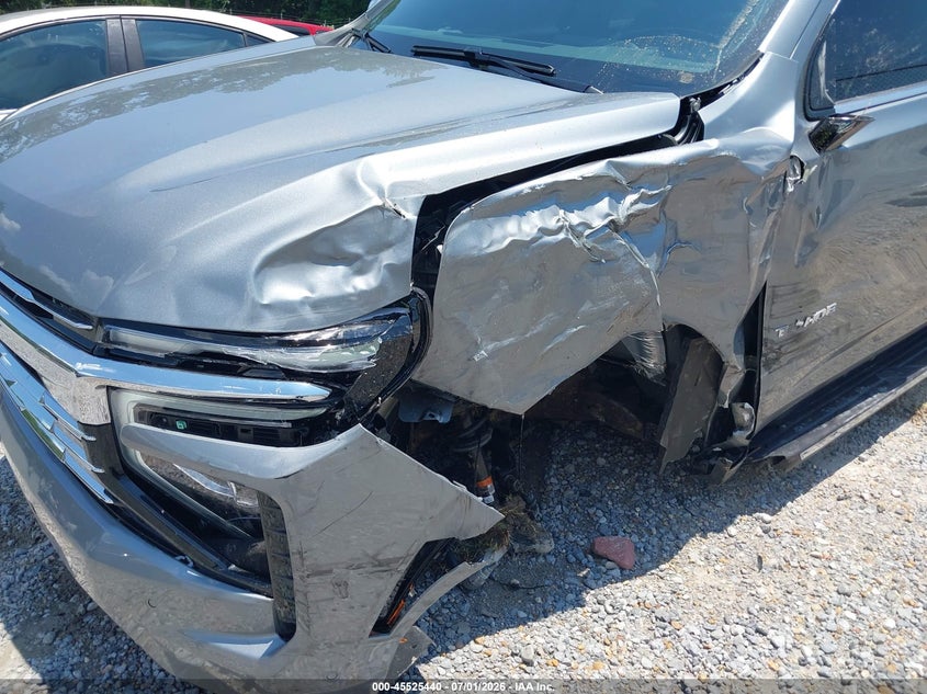 2025 CHEVROLET TAHOE auction photo 6
