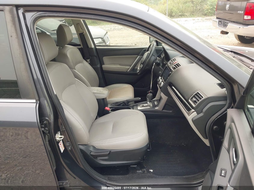 2018 SUBARU FORESTER auction photo 5