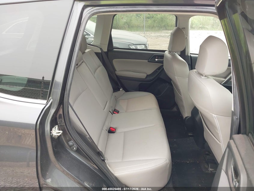 2018 SUBARU FORESTER auction photo 8