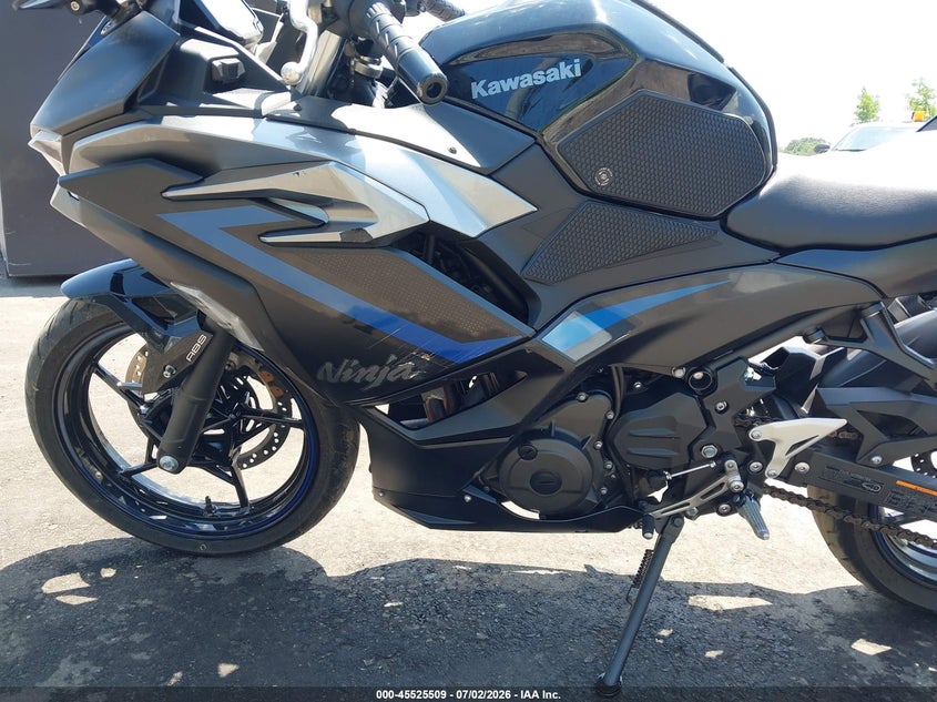 2025 Kawasaki Ex500 A/B VIN: ML5EXGJ19SDA61082 Lot: 45525509