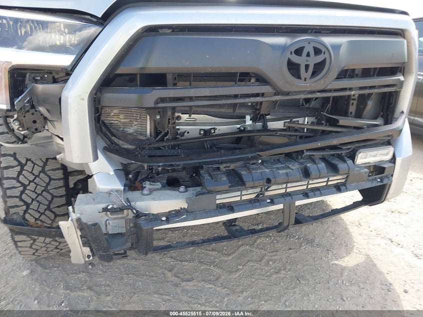 TOYOTA TUNDRA - zdjęcie 6