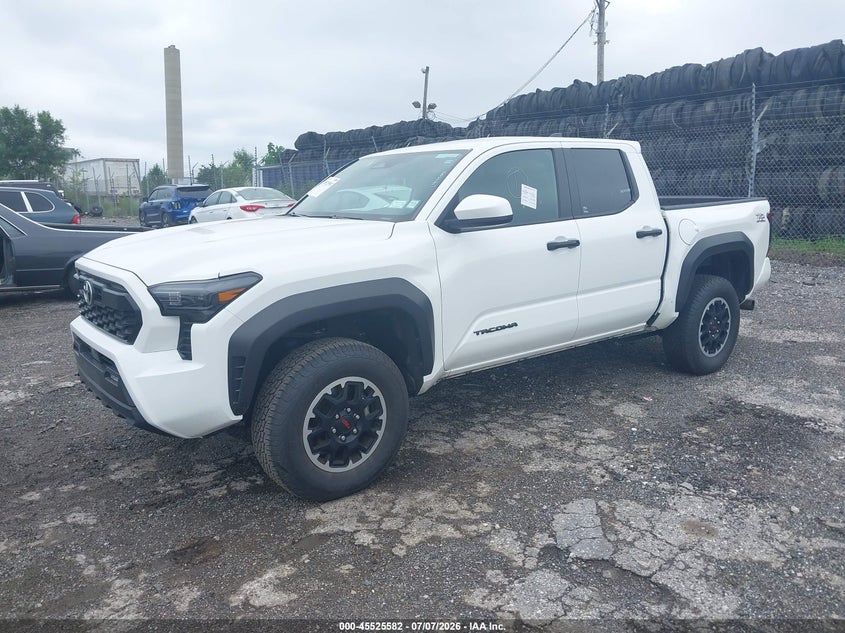 2025 Toyota Tacoma Trd Off Road 3TMLB5JN5SM118060 photo 1