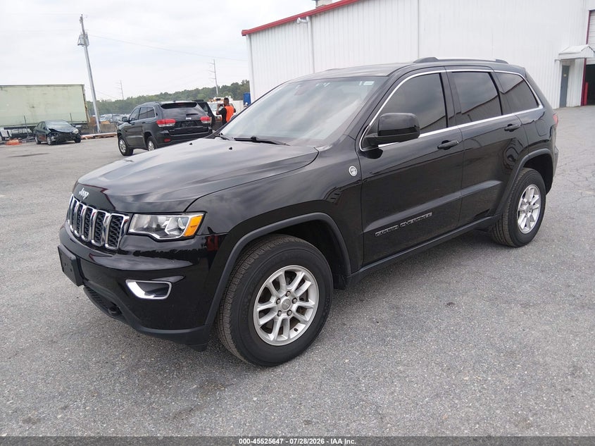 2019 Jeep Grand Cherokee Laredo E 4X4, Обычный износ, IAAI, VIN 1C4RJFAG1KC754237 — фото 2