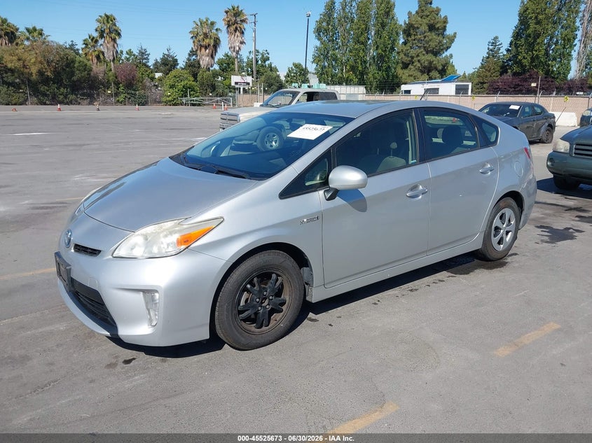 JTDKN3DU3D5636199 2013 TOYOTA PRIUS THREE photo 1
