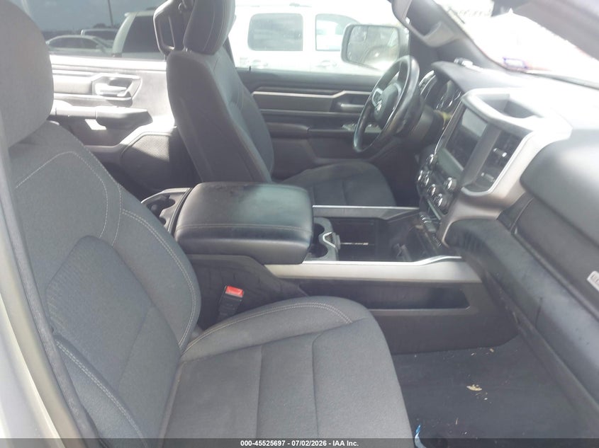 2021 RAM 1500 auction photo 5