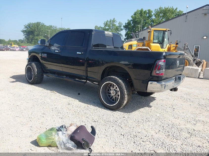 Vin: 3c6ur5dl9eg296512, lot: 46023988, ram 2500 big horn 20143