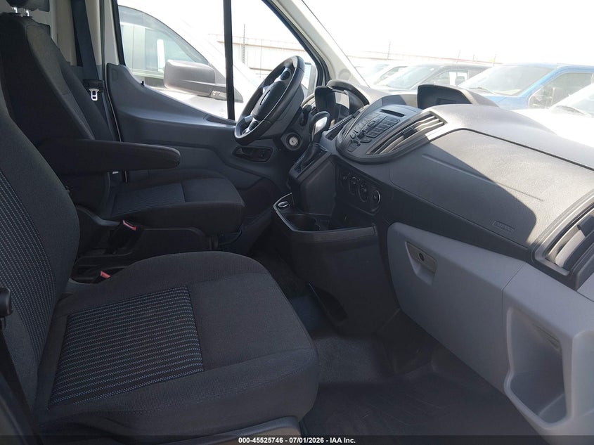 2018 FORD TRANSIT-150 auction photo 5