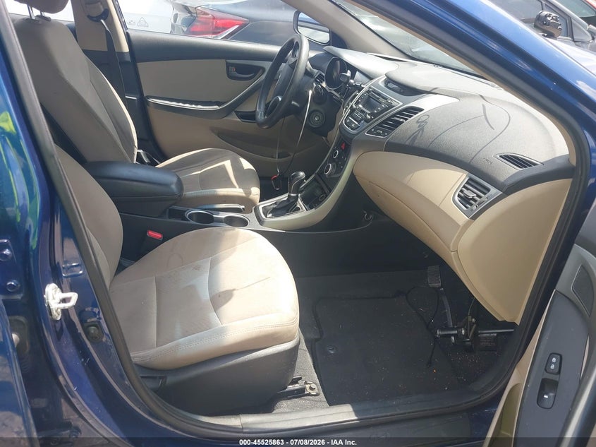 2016 HYUNDAI ELANTRA auction photo 5