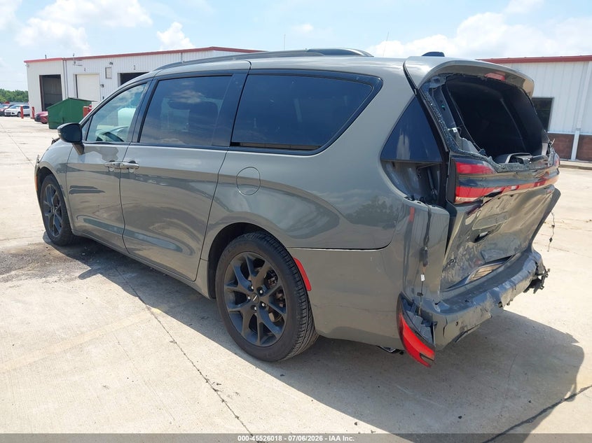 2023 CHRYSLER PACIFICA auction photo 3