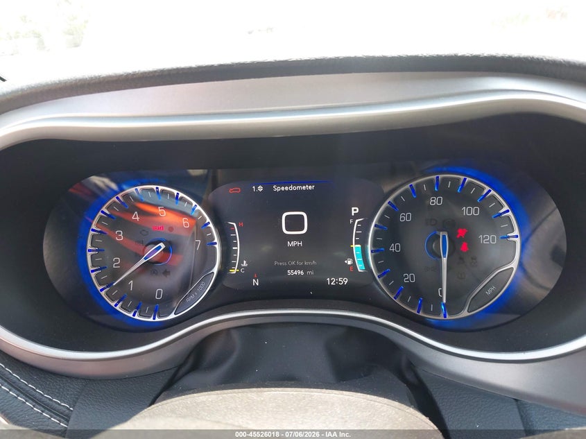 2023 CHRYSLER PACIFICA auction photo 7