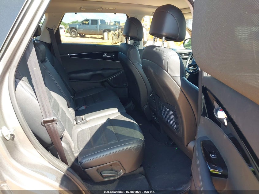 2017 KIA SORENTO auction photo 8