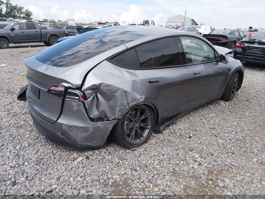 2025 TESLA MODEL Y auction photo 4