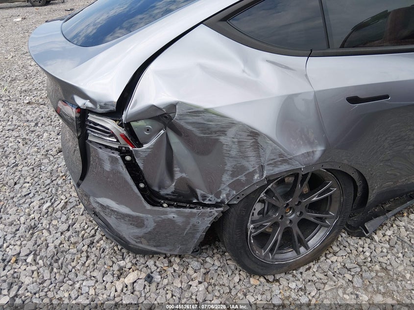 2025 TESLA MODEL Y auction photo 6