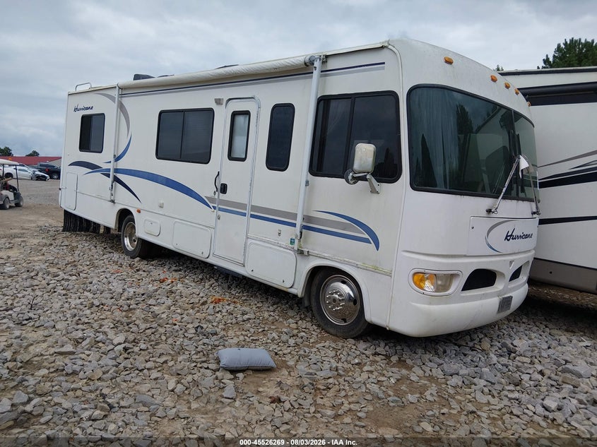 2000 WORKHORSE CUSTOM CHASSIS MOTORHOME CHASSIS auction photo 1