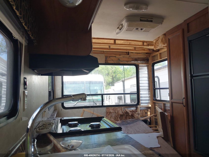2015 GULFSTREAM CONQUEST 20QBG auction photo 6