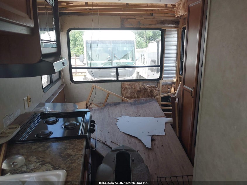 2015 GULFSTREAM CONQUEST 20QBG auction photo 8