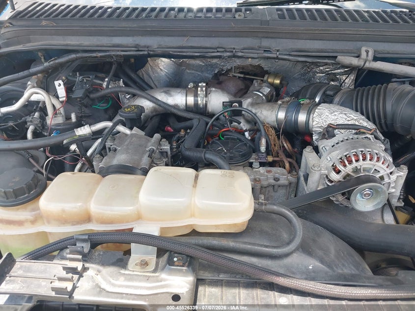 2000 Ford Super Duty F-350 Drw Lariat/Xl/Xlt VIN: 1FTWW32F7YEE33051 Lot: 45526339