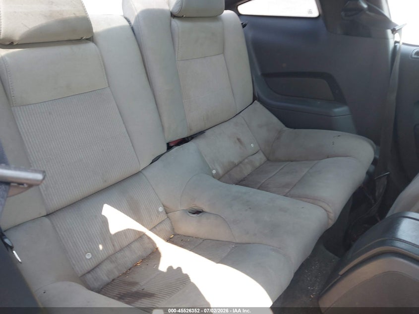 2012 FORD MUSTANG auction photo 8