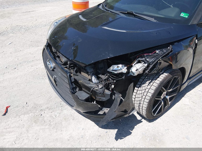 2014 HYUNDAI VELOSTER auction photo 6