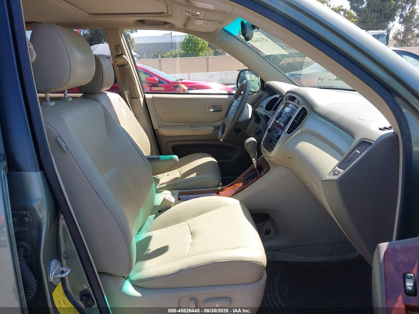 AtlanticExpress - Toyota Highlander