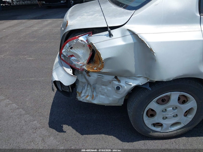 2003 HYUNDAI ELANTRA auction photo 6