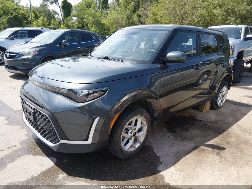 2024 KIA SOUL auction photo 2
