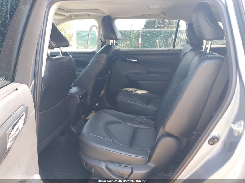 AtlanticExpress - Toyota Highlander