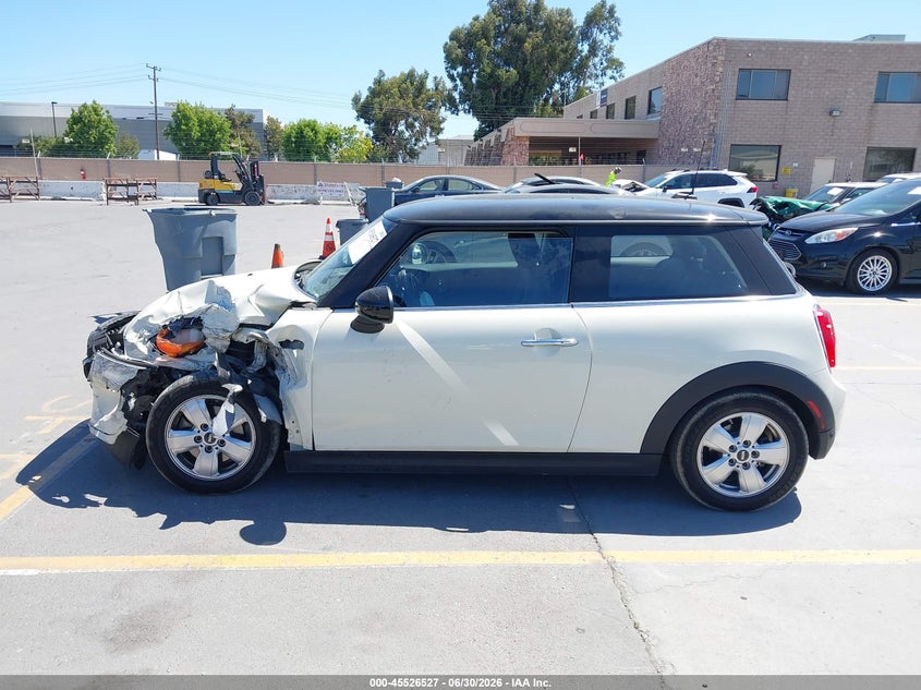 2015 Mini Hardtop Cooper VIN: WMWXM5C52F3A57671 Lot: 45526527