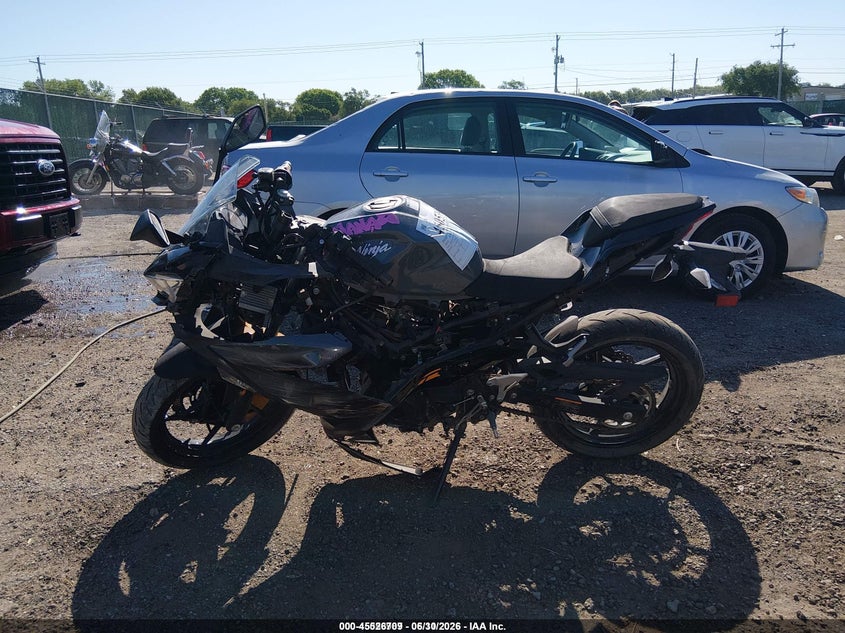 2018 Kawasaki Ex400 VIN: JKAEXKG12JDA07339 Lot: 45526709